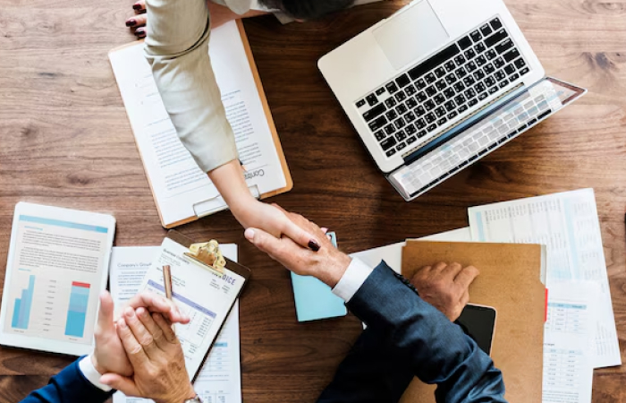 How Small Businesses Can Compete with Big Brands
